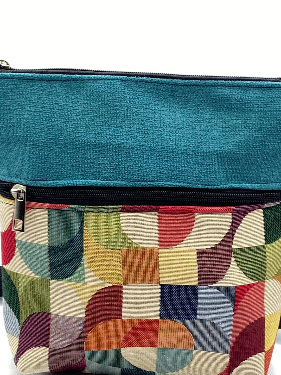 Lizzie shoulder bag with lilac flowers