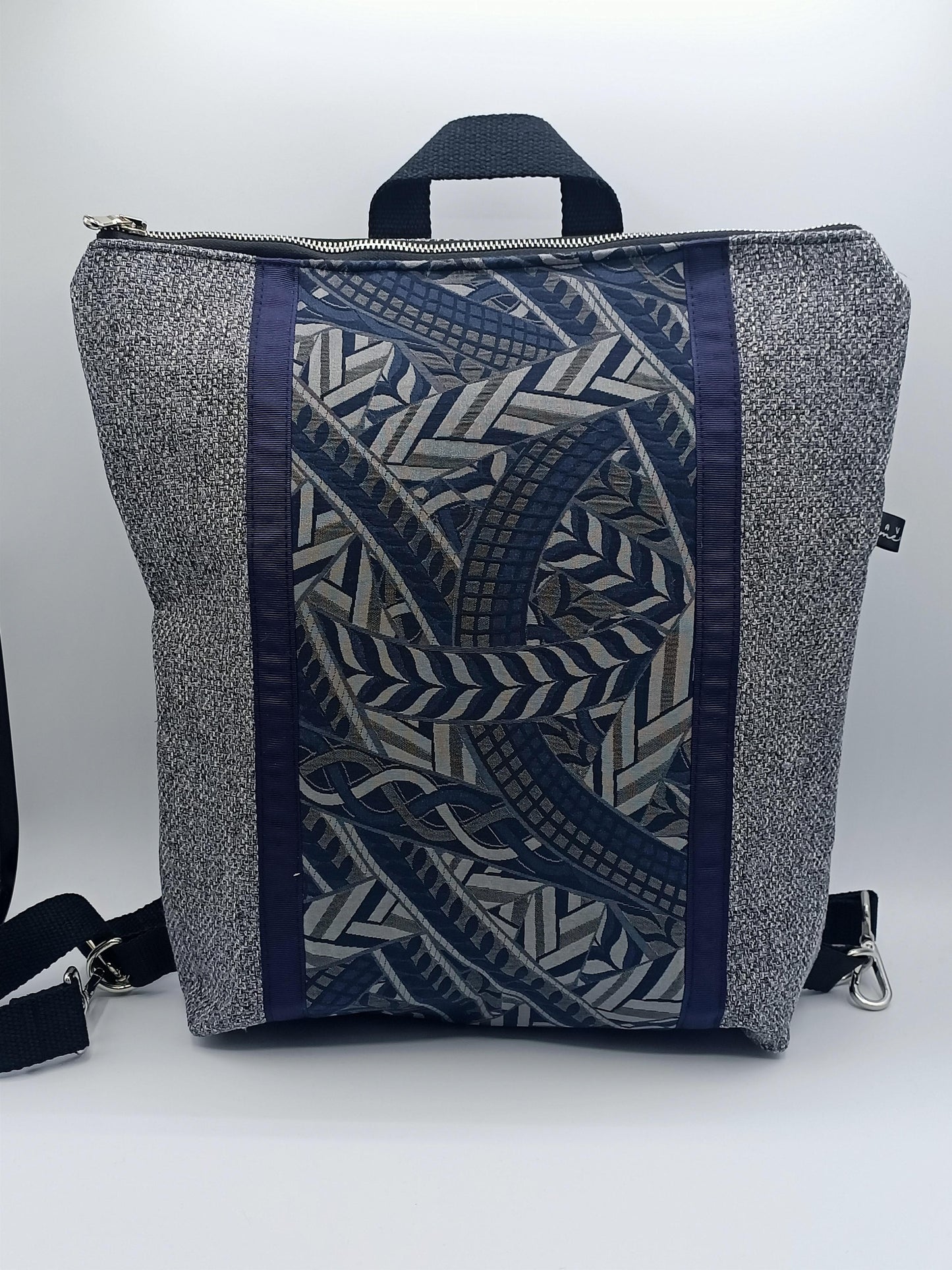 Orangefarbene Zena-Rucksacktasche mit Mosaikmuster