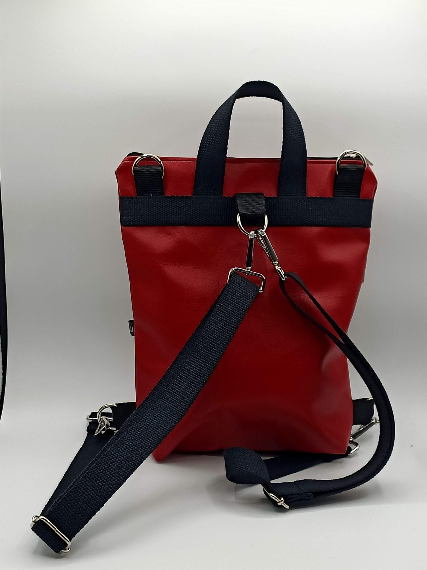 Borsa Zaino Naomi visi di donna rosso