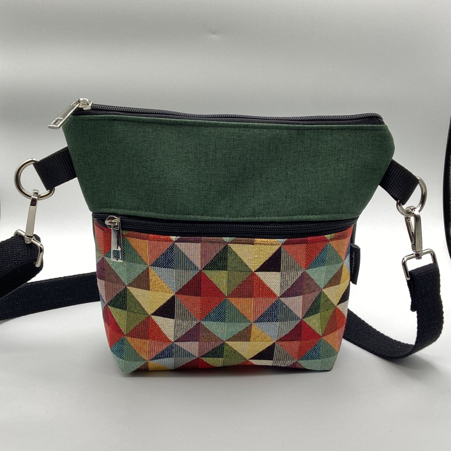 Tracolla Lizzie verde triangolini