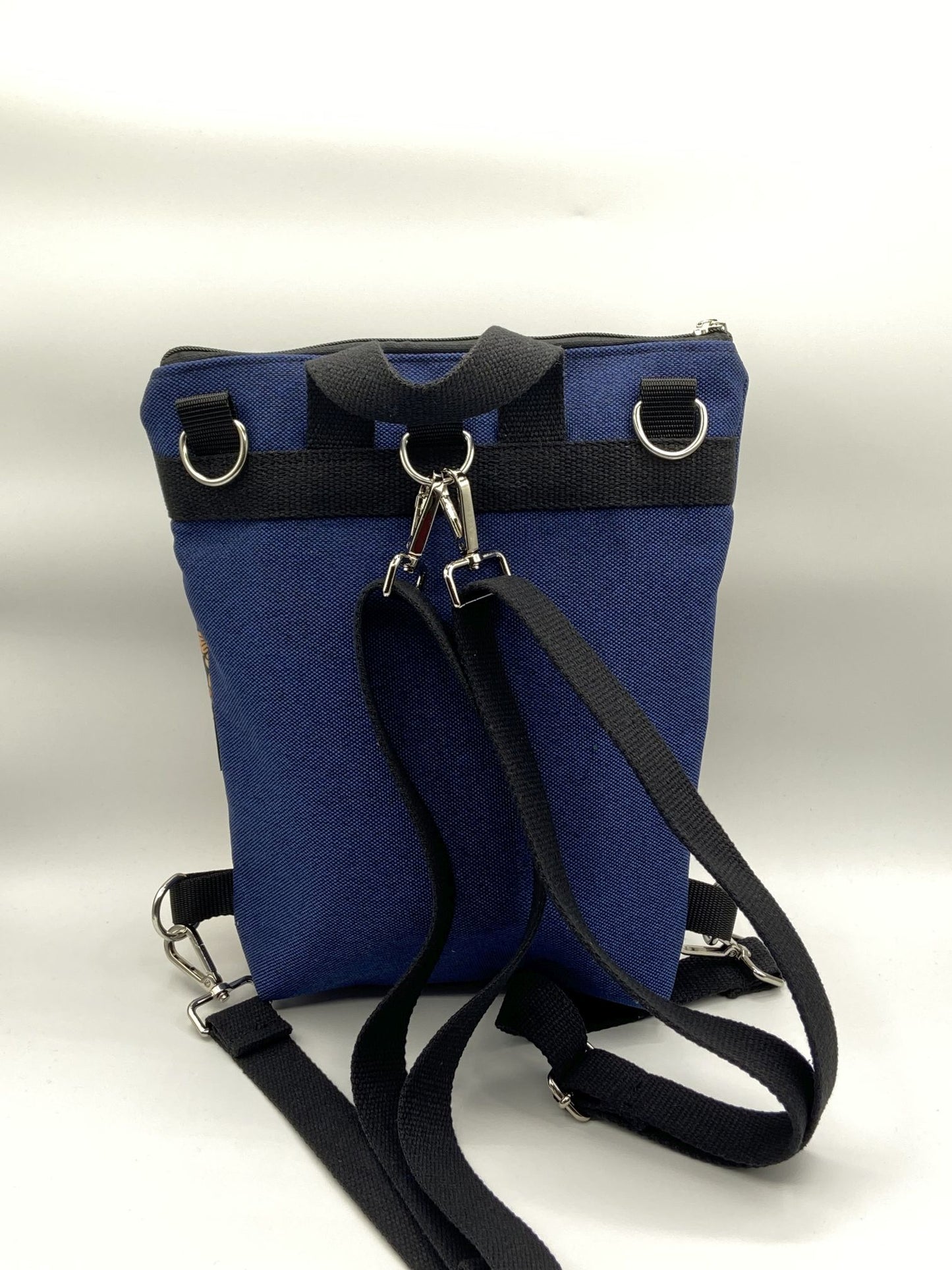 Naomi Rucksacktasche mit blaugrünen Schmetterlingen