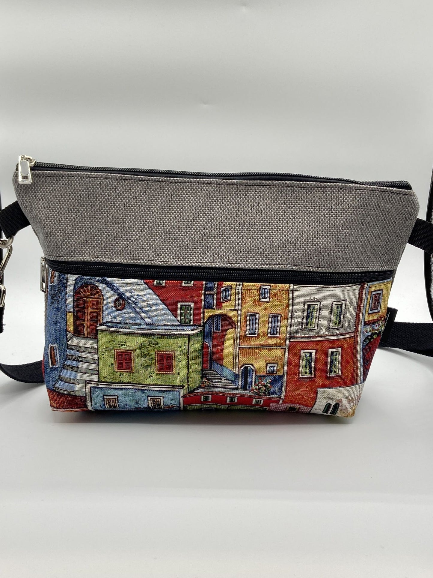 Lizzie Umhängetasche mit lila Blumen